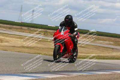 media/Apr-26-2024-TrackDaz (Fri) [[c4b677d280]]/B Group/120pm (Wheelie Bump)/